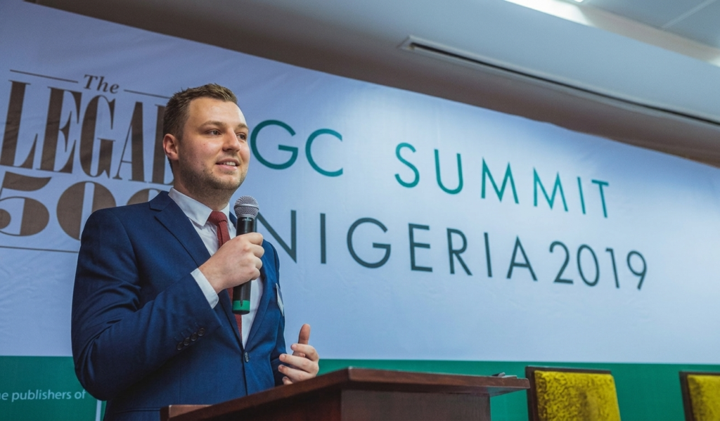 Gemini_Generated_Image_v6qvffv6qvffv6qv